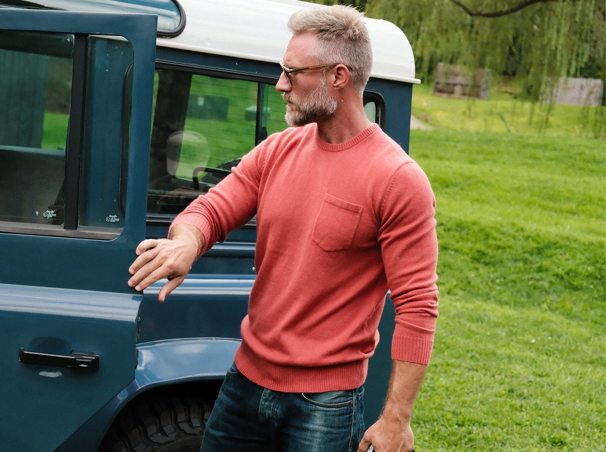 Criquet Legacy Cashmere Pocket Crew in Brick Road, view 5
