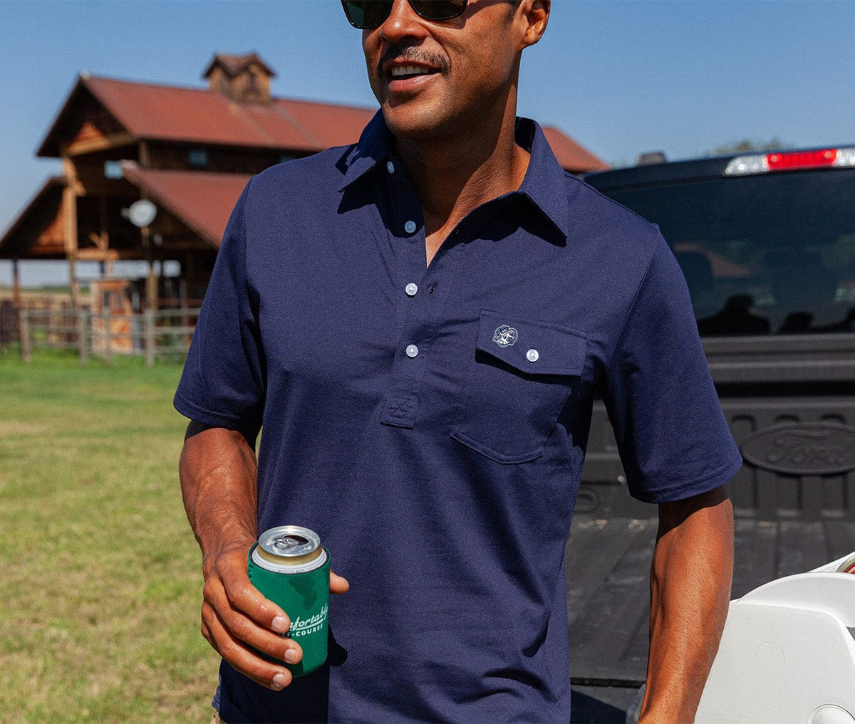 Criquet North Carolina in Coach's Performance Players Shirt, Tarheel Head, Navy, lifestyle photo